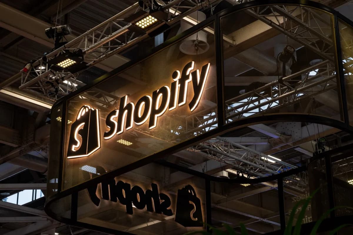 Shopify Implements Major Restructuring in Partnerships Division, Declares 'New Chapter' Ahead