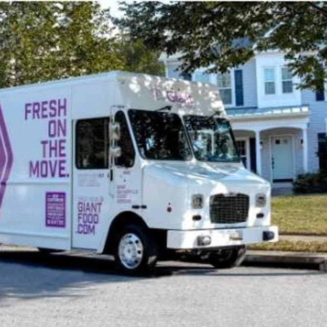 Giant Co., Giant Food to close 6 e-commerce fulfillment centers